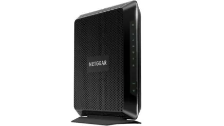 Netgear Nighthawk cable modem WiFi router combo C7000 review - is it best for gaming